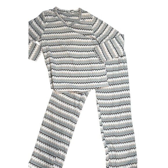 Hotel Spa Women's Pajama Set Chevron Print Cozy Retro Inspired Lounge wear - Picture 1 of 5